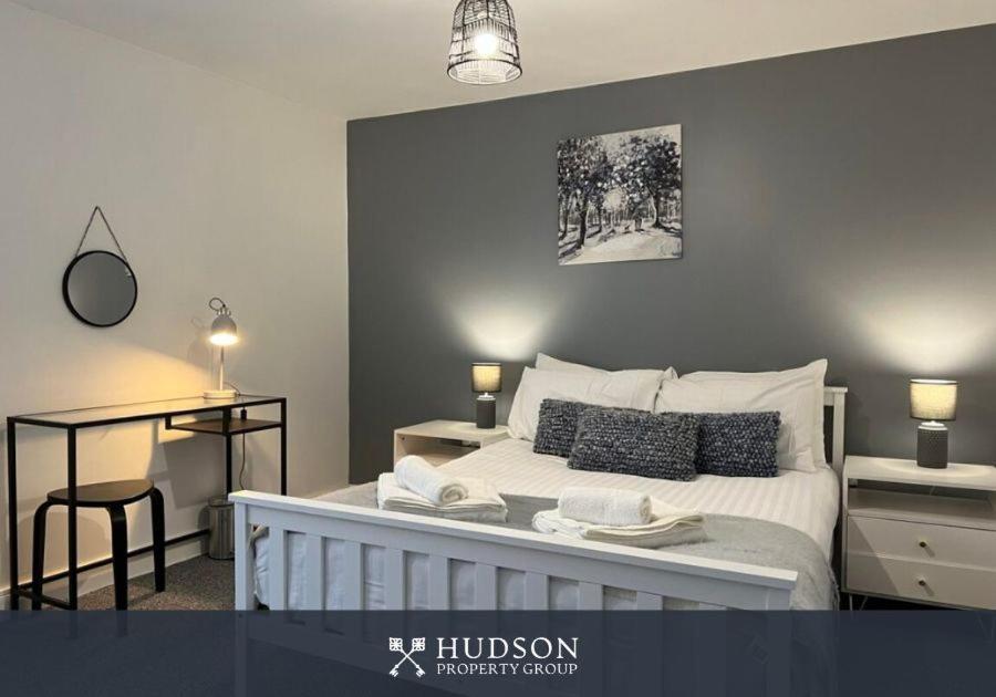 Villa Open Plan Townhouse In Shrewsbury Extérieur photo